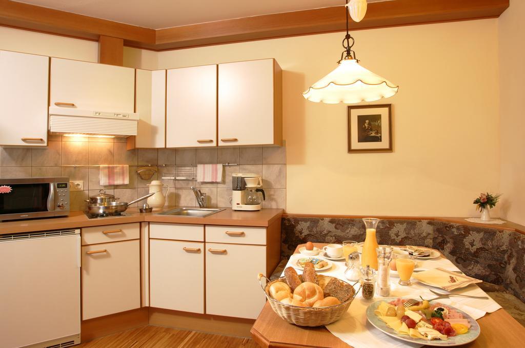 Hotel Appartement Winter オーバータウエルン 部屋 写真